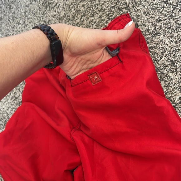 Boys swim trunks size 8 red gray black - Picture 5 of 16